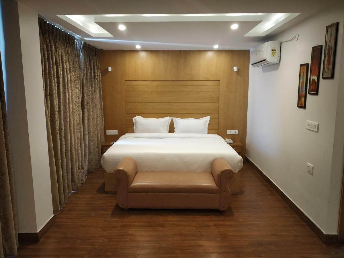 Hotel Beechwood Mussoorie Esterno foto