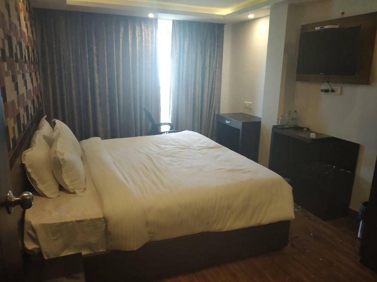 Hotel Beechwood Mussoorie Esterno foto