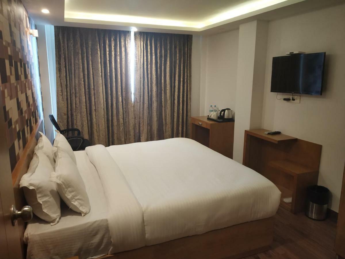 Hotel Beechwood Mussoorie Esterno foto