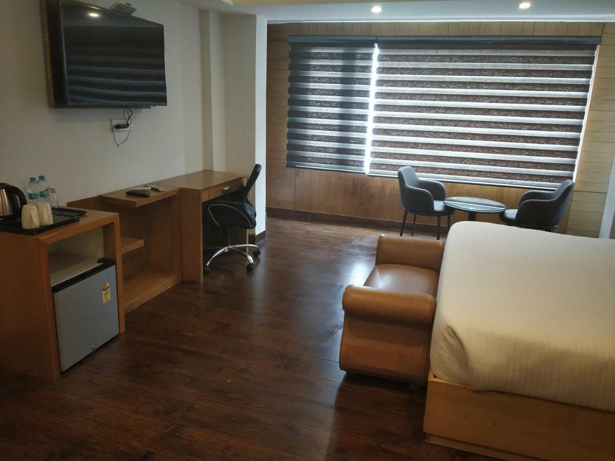 Hotel Beechwood Mussoorie Esterno foto