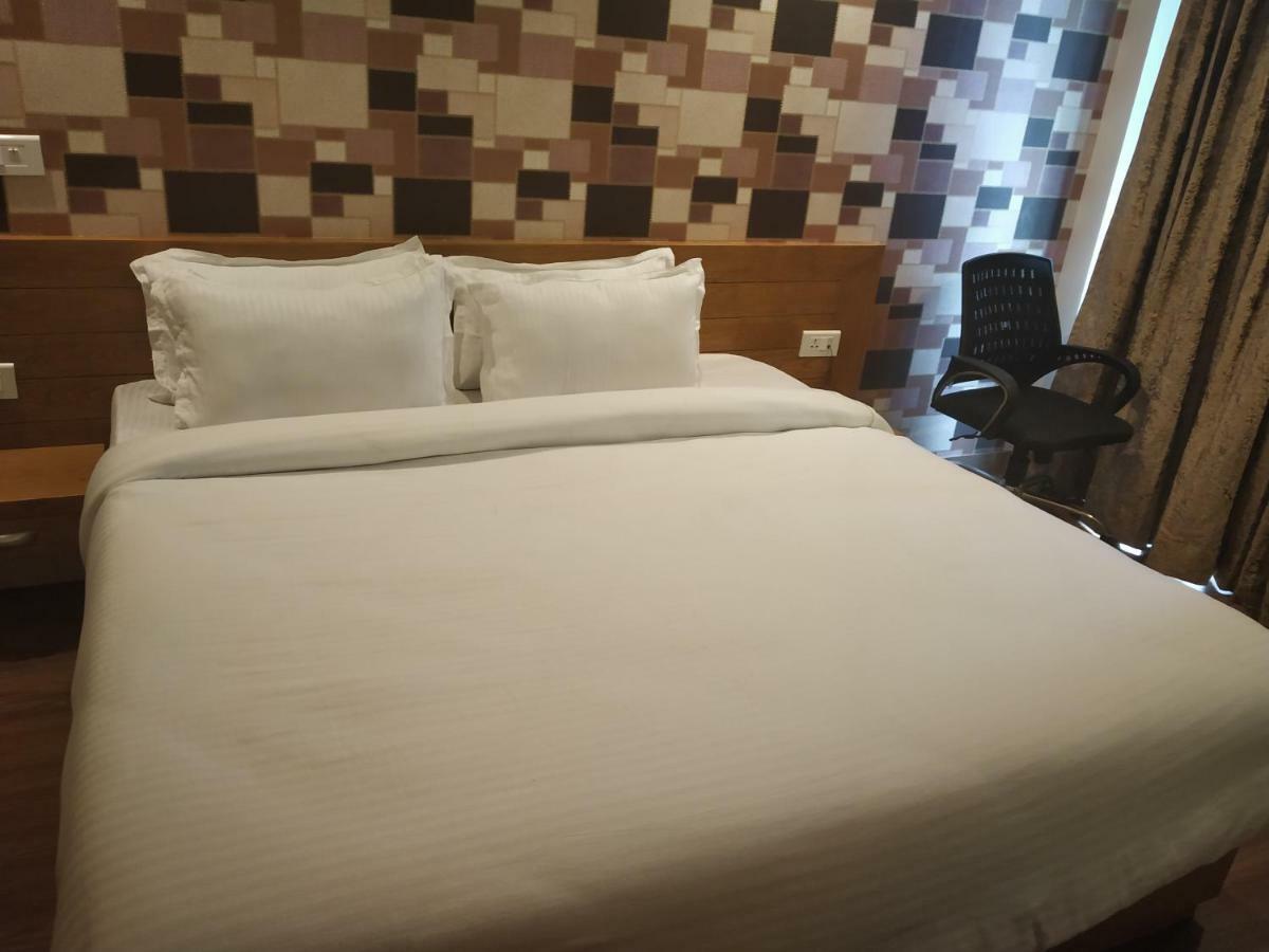Hotel Beechwood Mussoorie Esterno foto